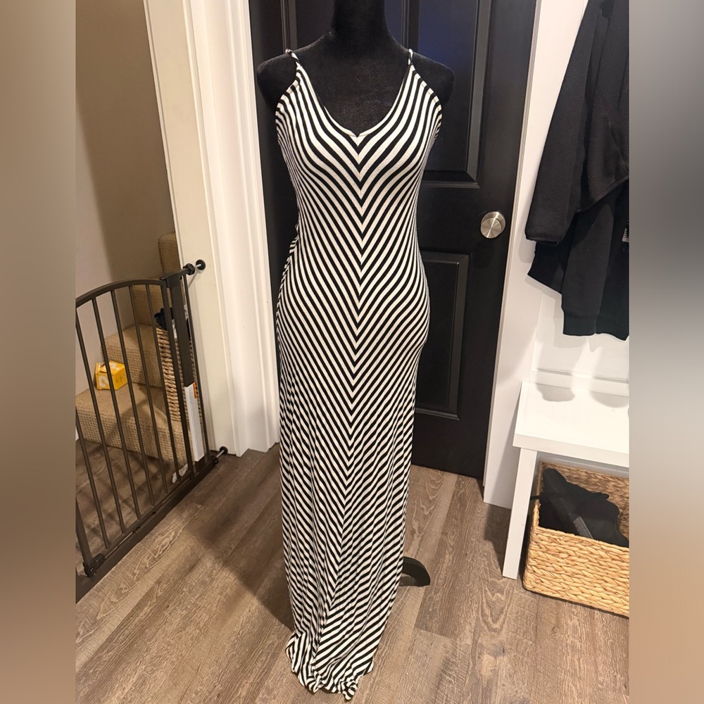 Elegant Black and White Striped Maxi Dress